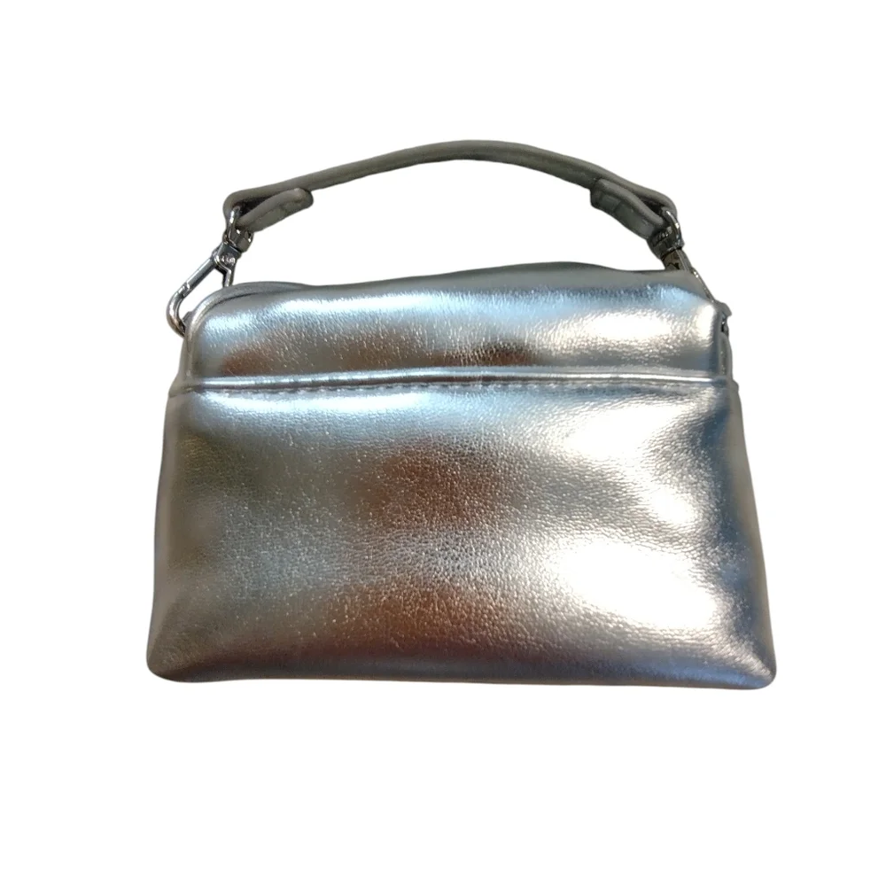 EUC A New Day Small Elegant Silver Handbag Megnet Closure - Picture 3 of 6